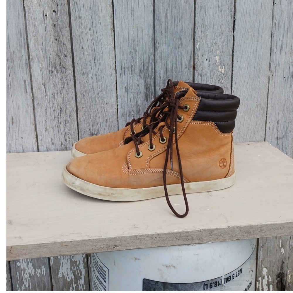 Timberland Kiri Up High Top Boots Womens 9 Wheat Tan Leather A1KLZ